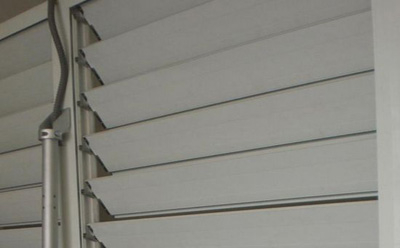 電動(dòng)百葉窗作用